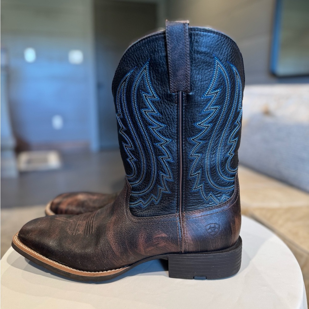 Ariat Sport Big Country Wide Square Toe Cowboy Boot, Like New, See Flaw Details - Picture 4 of 11